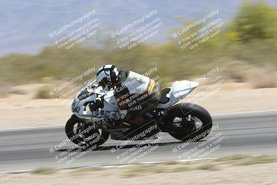 media/Apr-20-2025-CVMA (Sun) [[39090e8767]]/Race 9-Formula LW Twins Shootout/